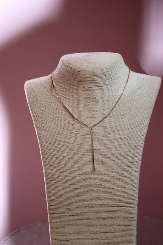 Pillar Pendant Necklace in Gold